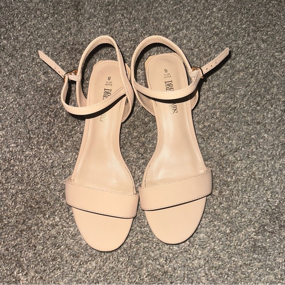 Open Toe Ankle Strap Low Heel Sandals - Picture 8 of 11